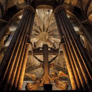 Главный алтарь кафедрального собора. Барселона